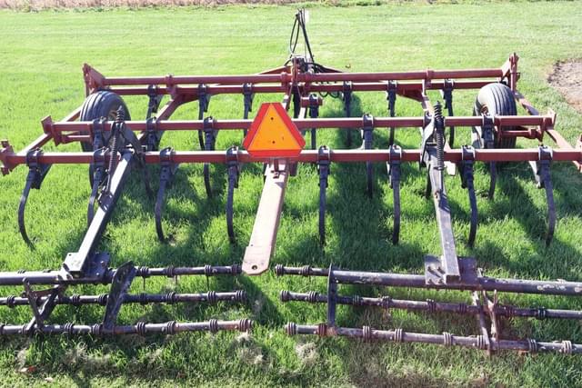 Image of International Harvester 45 equipment image 2