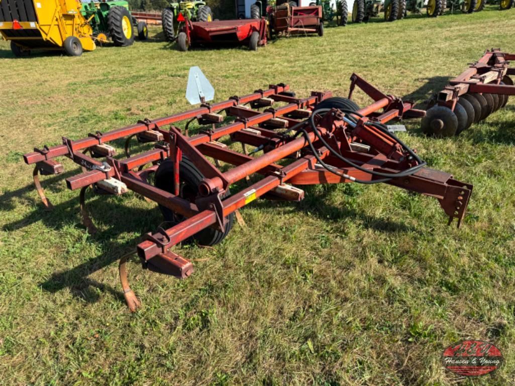 International Harvester 45 Equipment Image0