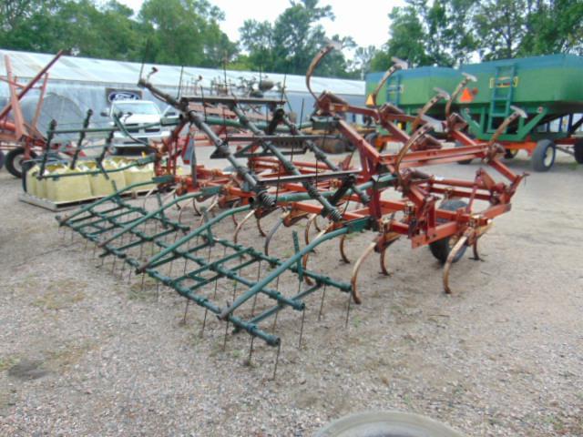 Image of International Harvester 45 equipment image 3