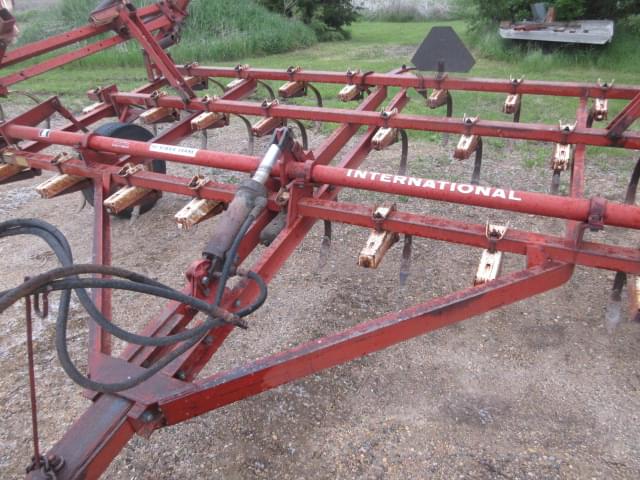 Image of International Harvester 45 equipment image 4