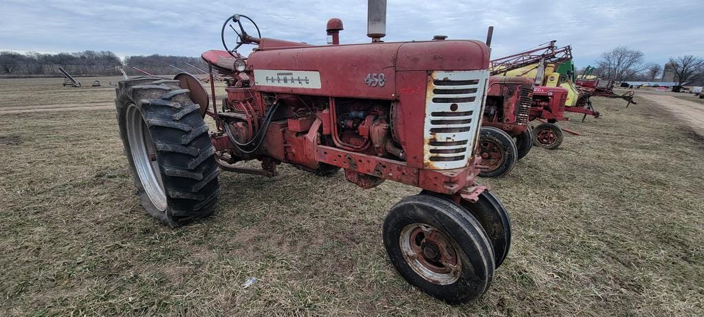 Main image International Harvester 450