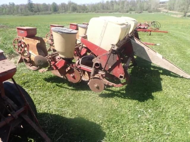 Image of International Harvester 456 equipment image 3