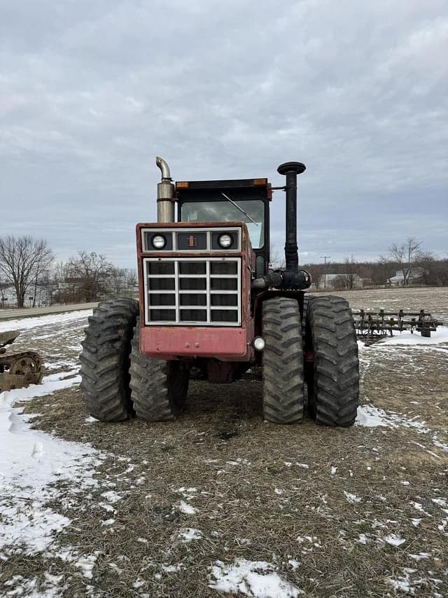 Image of International Harvester 4586 equipment image 1