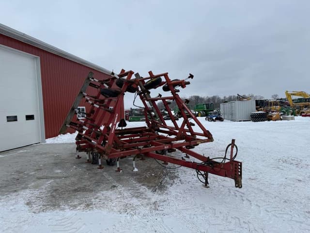 Image of International Harvester 4600 equipment image 3