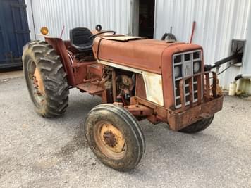 Main image International Harvester 464