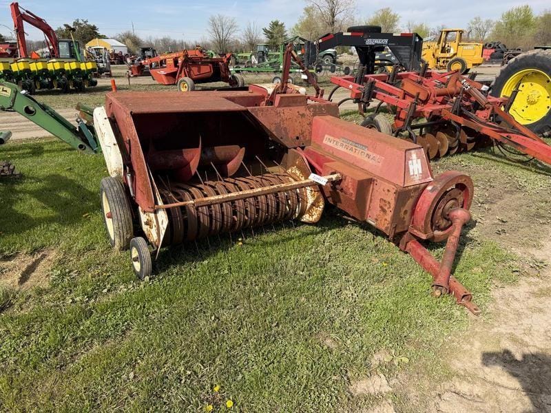 International Harvester 47 Equipment Image0