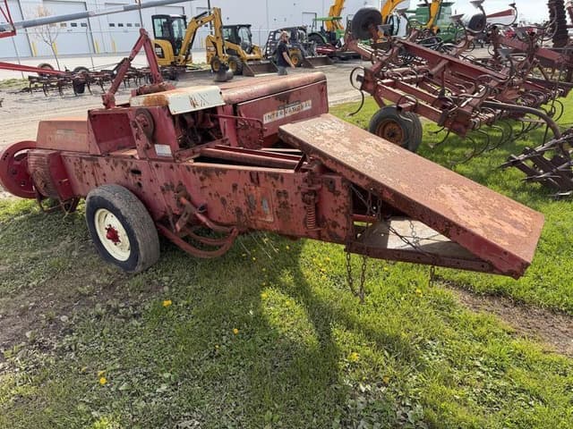 Image of International Harvester 47 equipment image 3