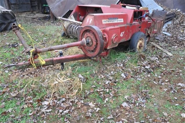 Image of International Harvester 47 equipment image 1