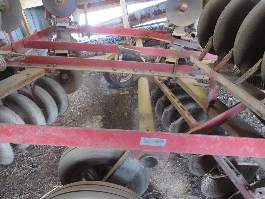 Image of International Harvester 470 Image 1