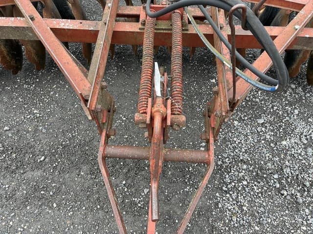 Image of International Harvester 470 equipment image 3