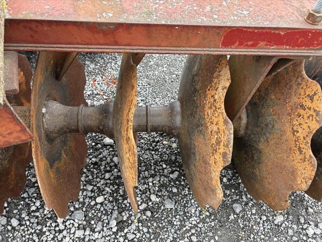 Image of International Harvester 470 equipment image 4