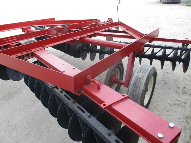 Image of International Harvester 470 equipment image 2