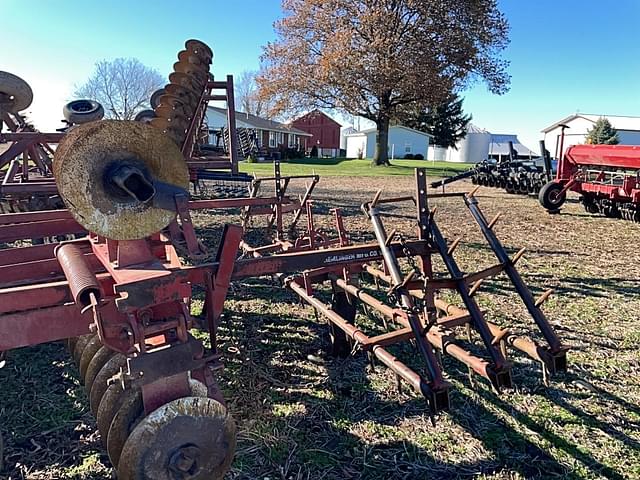 Image of International Harvester 470 equipment image 4