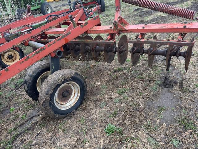 Image of International Harvester 470 equipment image 3