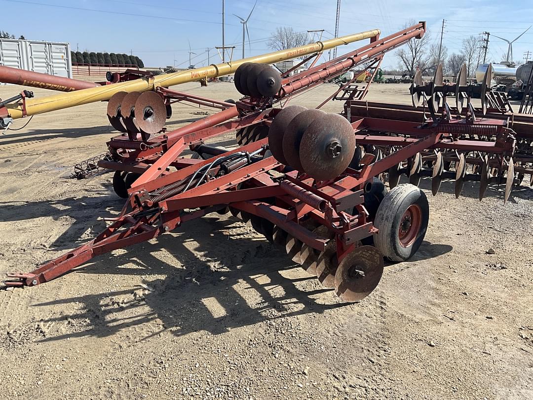 Image of International Harvester 470 Primary image