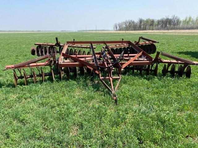Image of International Harvester 470 equipment image 1