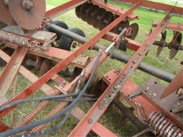 Image of International Harvester 470 equipment image 3
