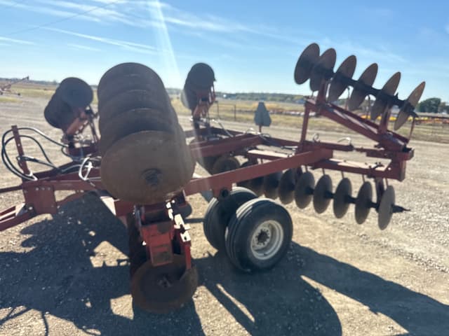 Image of International Harvester 475 equipment image 2