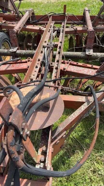 Image of International Harvester 475 equipment image 3