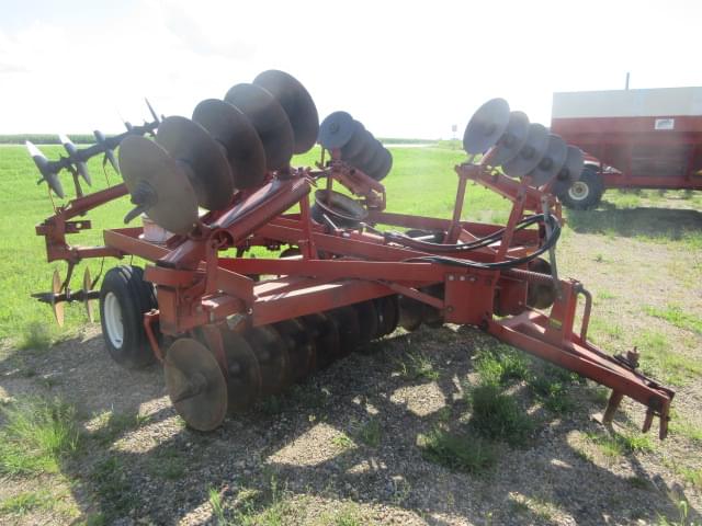 Image of International Harvester 475 equipment image 4