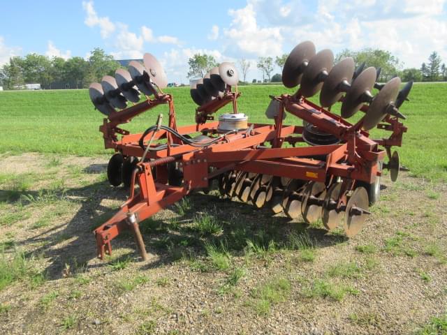 Image of International Harvester 475 equipment image 1
