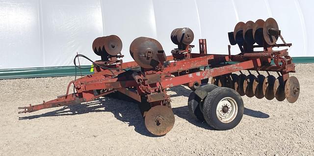 Image of International Harvester 480 equipment image 1