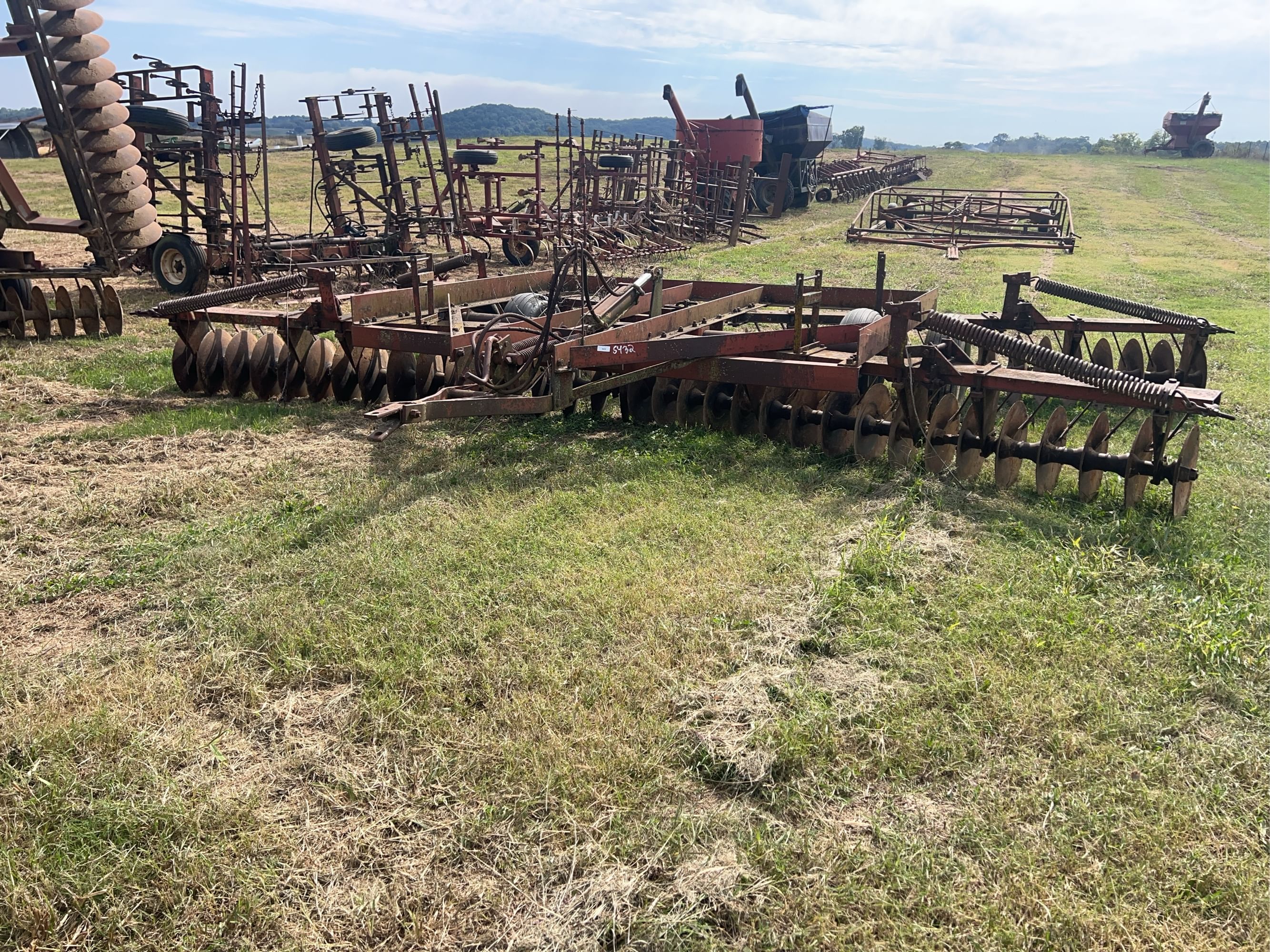 International Harvester 480 Equipment Image0