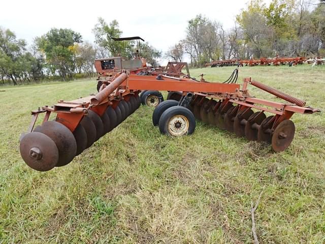 Image of International Harvester 480 equipment image 2