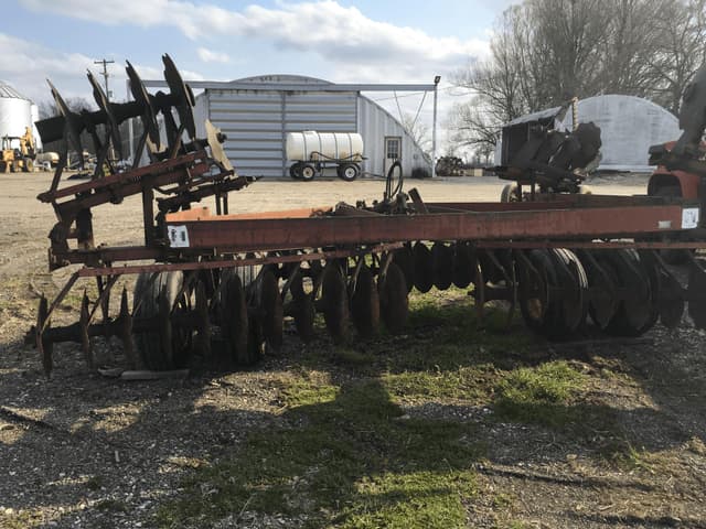 Image of International Harvester 480 equipment image 3