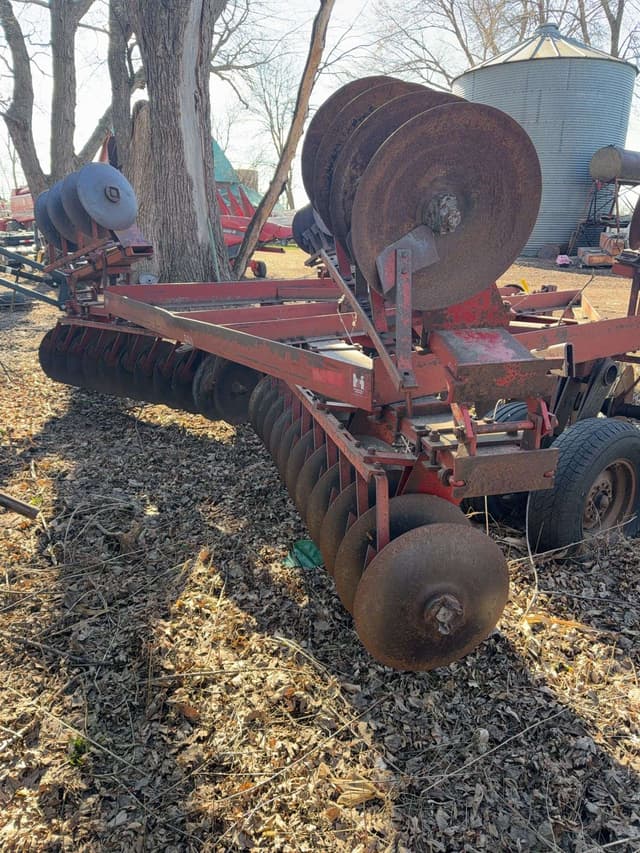 Image of International Harvester 480 equipment image 3