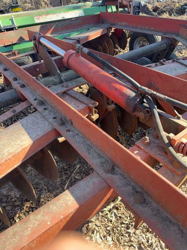 Image of International Harvester 480 equipment image 4