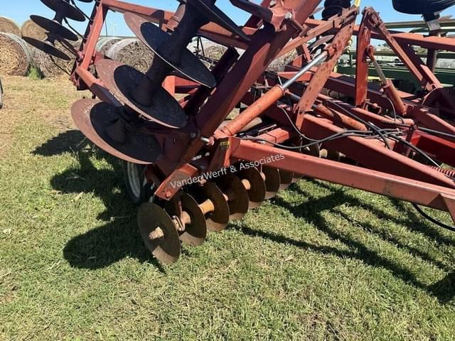 Image of International Harvester 490 equipment image 3