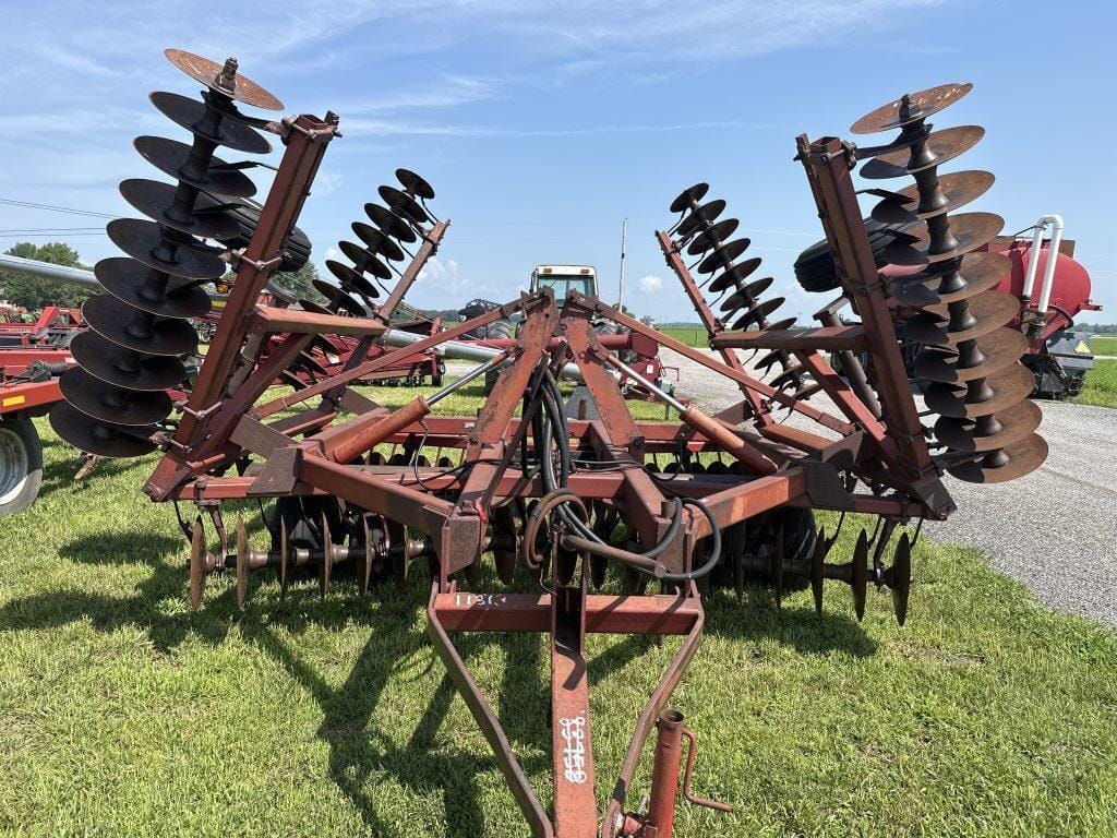 Main image International Harvester 490