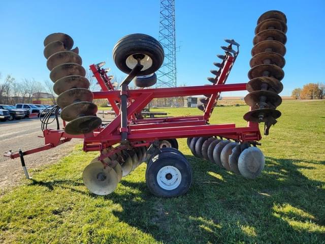 Image of International Harvester 490 equipment image 3
