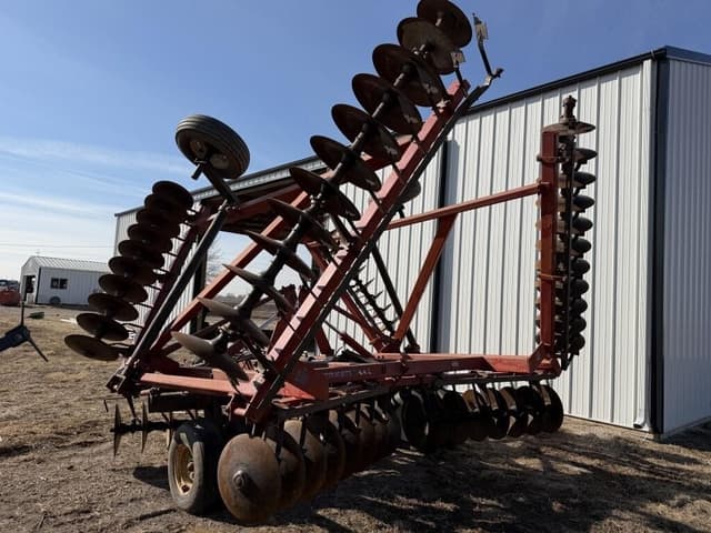 Image of International Harvester 490 equipment image 3