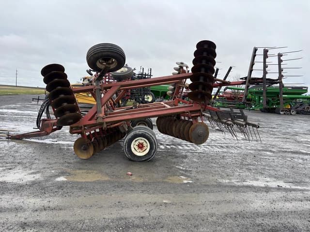 Image of International Harvester 490 equipment image 3