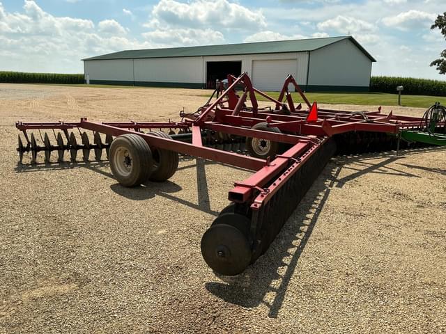 Image of International Harvester 490 equipment image 3