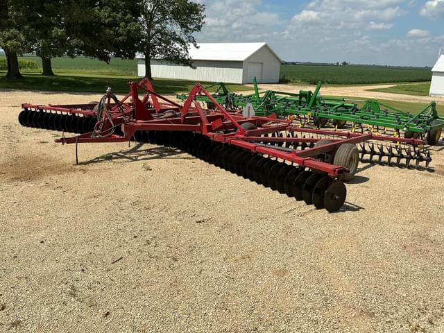 Image of International Harvester 490 equipment image 1