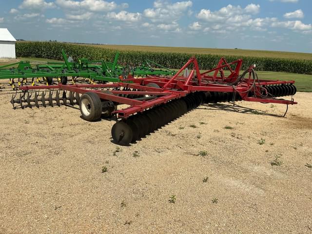 Image of International Harvester 490 equipment image 2
