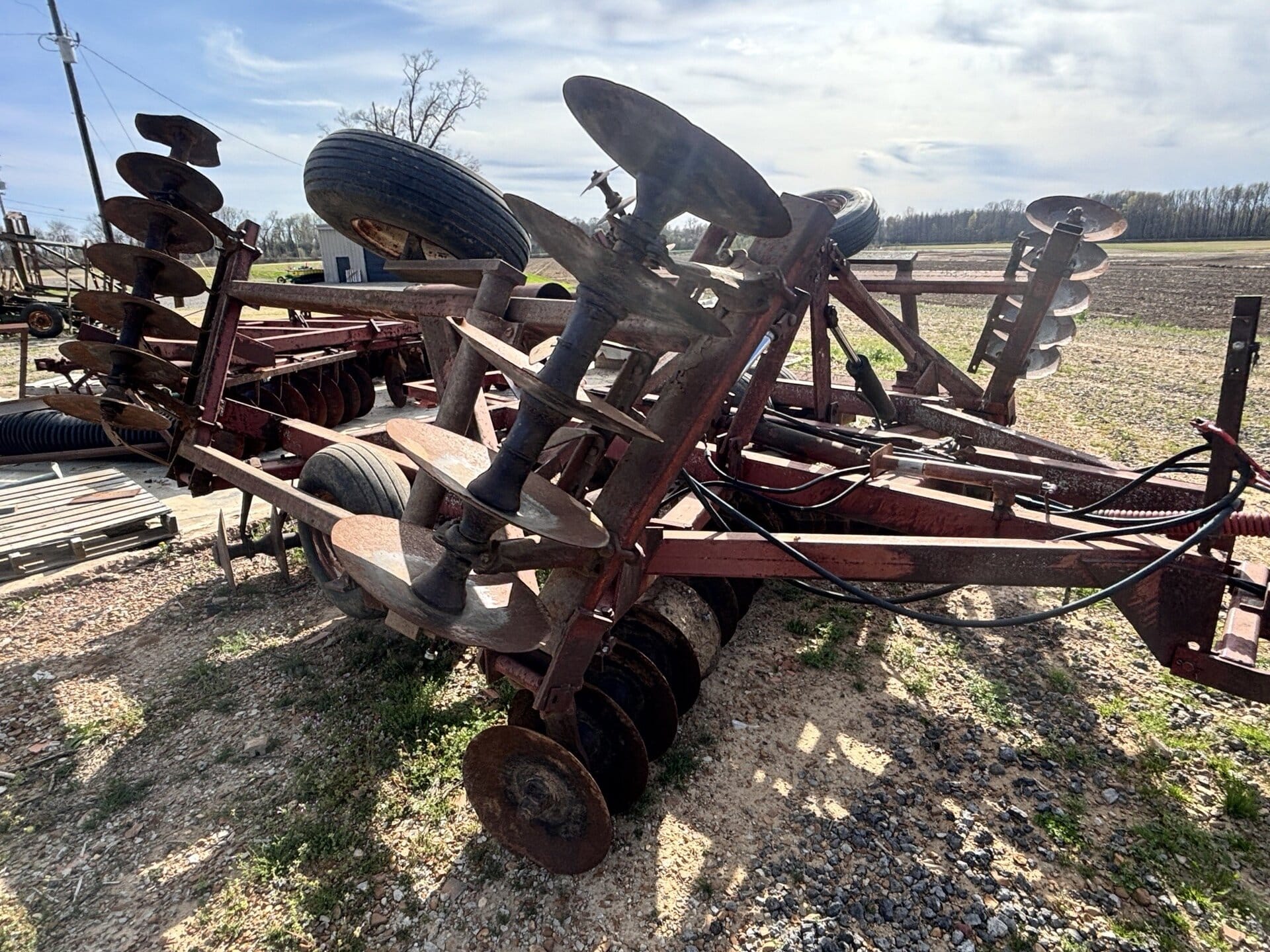 International Harvester 490 Equipment Image0