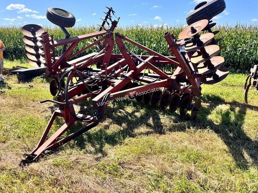 Image of International Harvester 490 Primary image