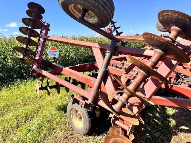 Image of International Harvester 490 equipment image 4