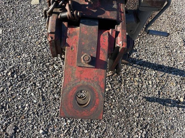 Image of International Harvester 496 equipment image 3