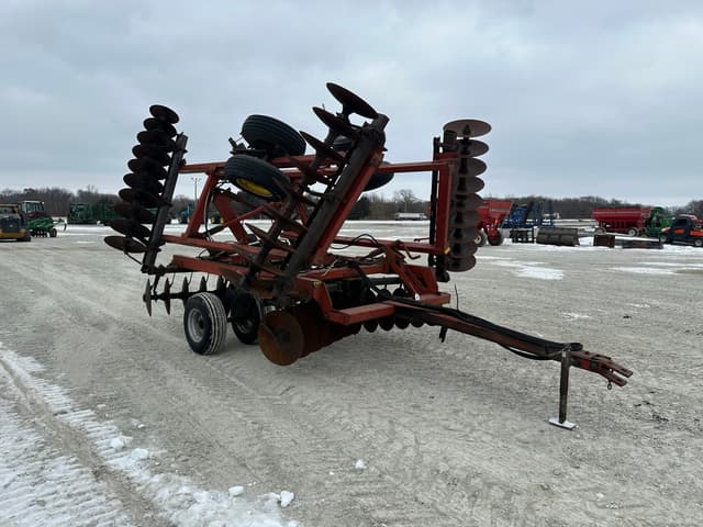 Image of International Harvester 496 equipment image 3