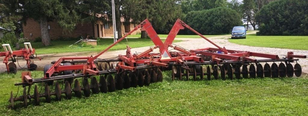Image of International Harvester 496 Primary image