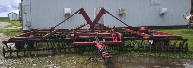 Image of International Harvester 496 equipment image 4