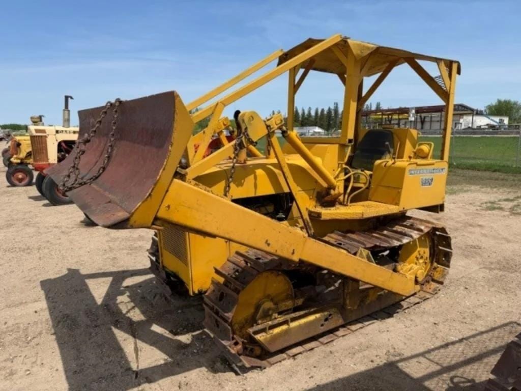 International Harvester 500 Equipment Image0