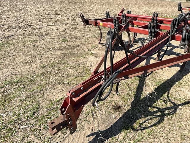 Image of International Harvester 5000 equipment image 3