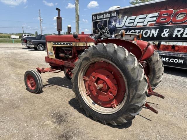 Image of Farmall 504 equipment image 1