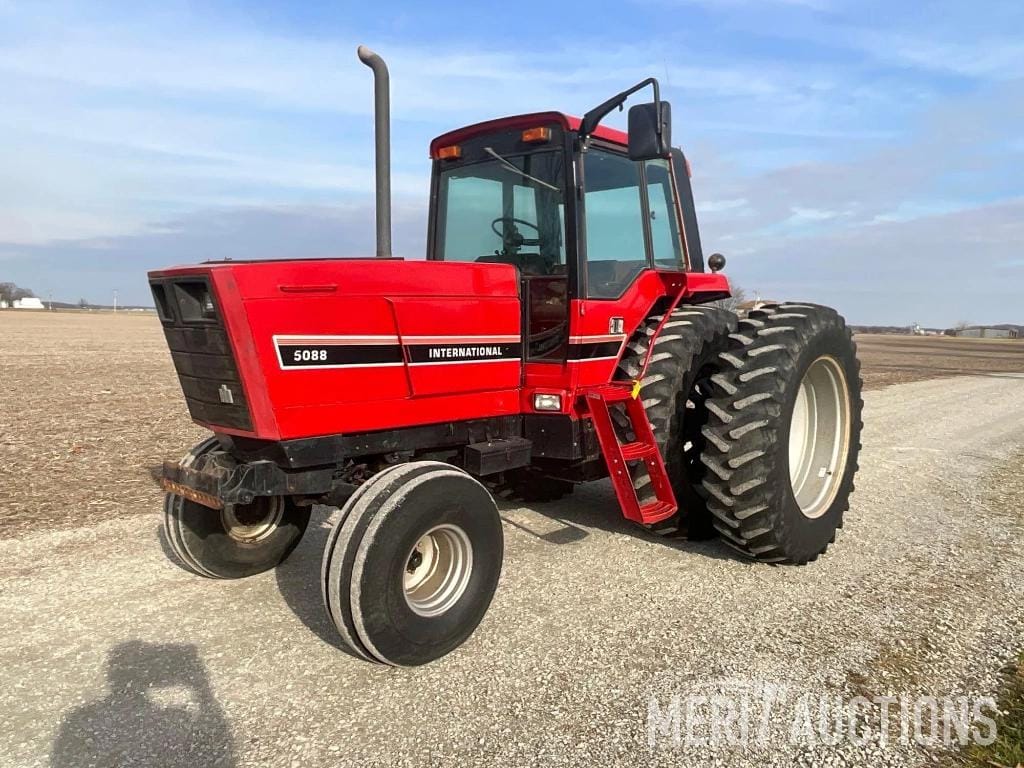 Main image International Harvester 5088